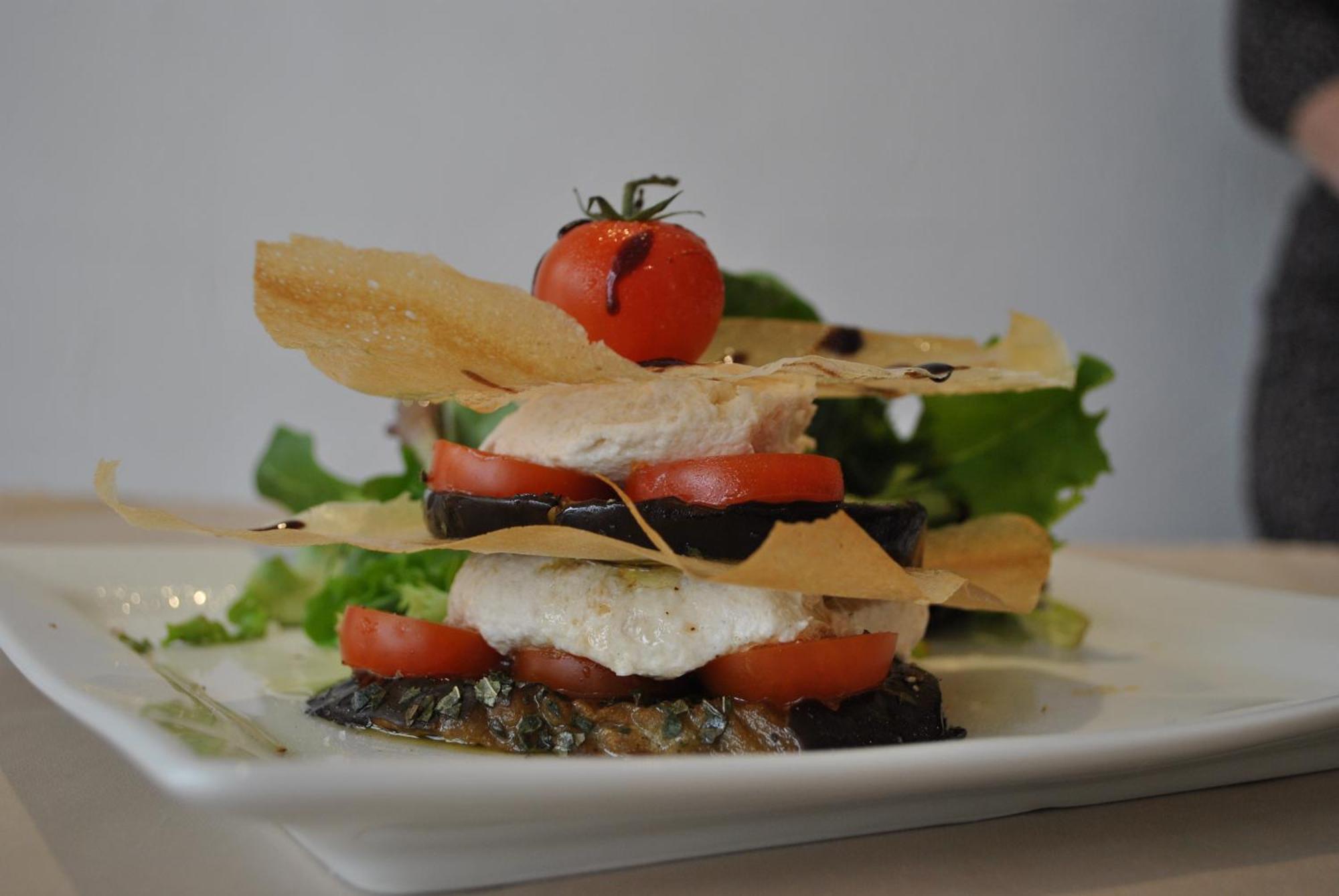Hotel Restaurant Le Provencal Льо Гро-дю-Роа Екстериор снимка