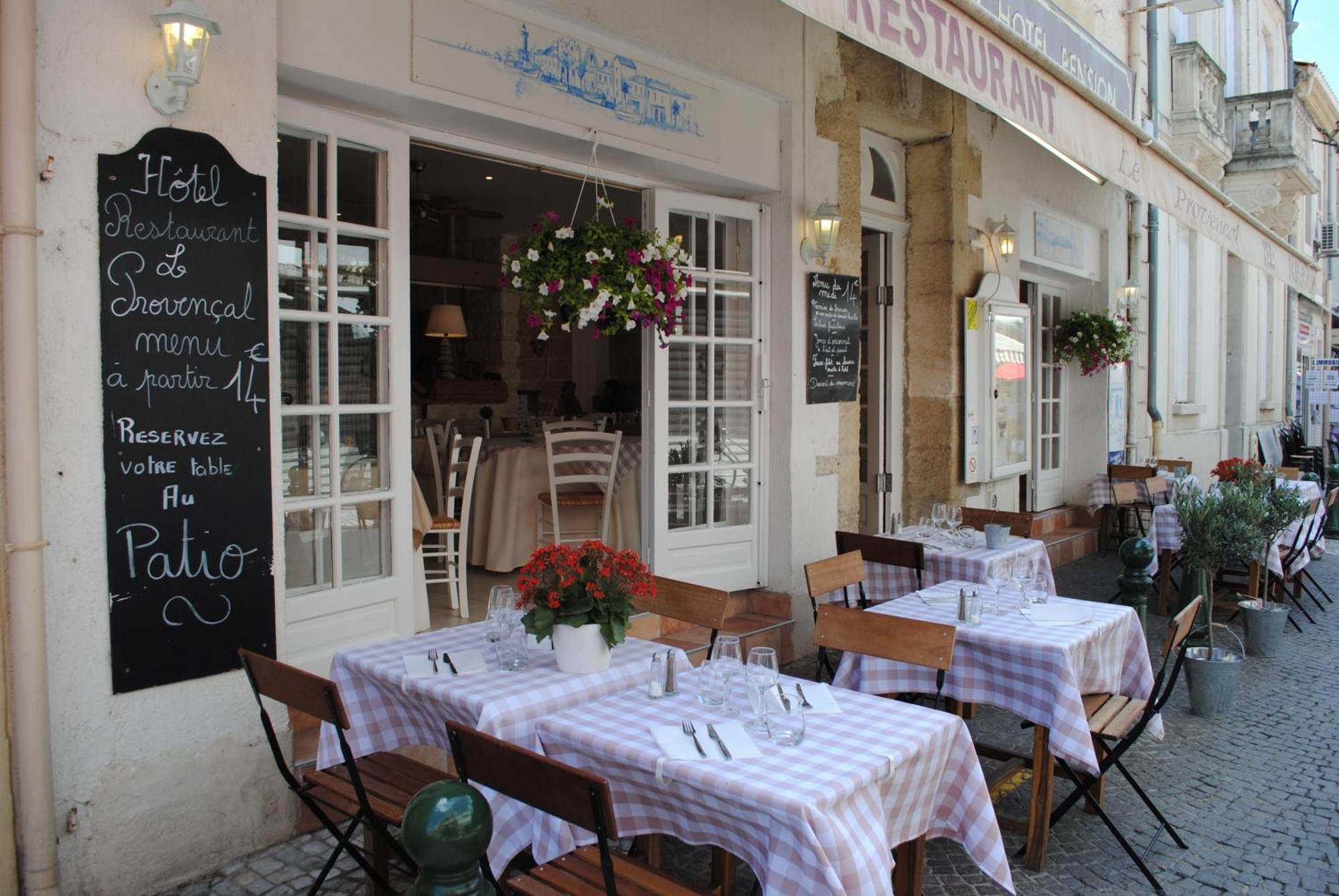 Hotel Restaurant Le Provencal Льо Гро-дю-Роа Екстериор снимка