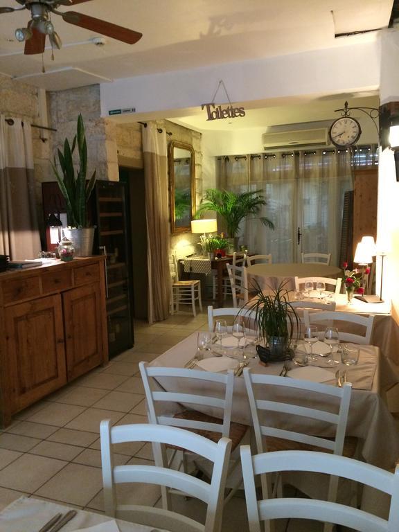 Hotel Restaurant Le Provencal Льо Гро-дю-Роа Екстериор снимка